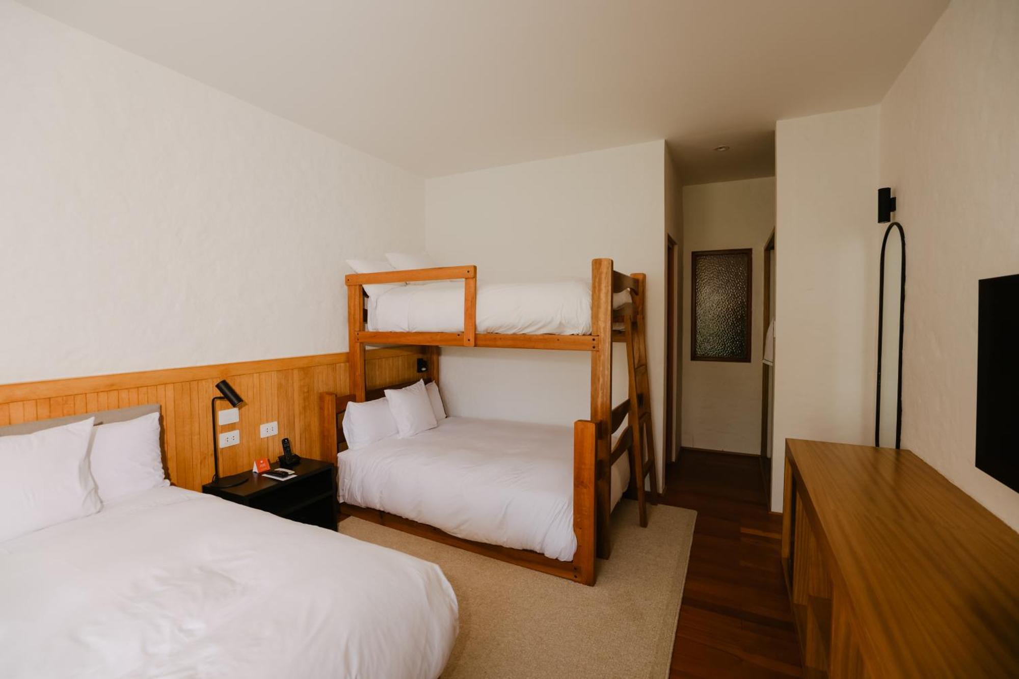 Hotel La Del Puente *